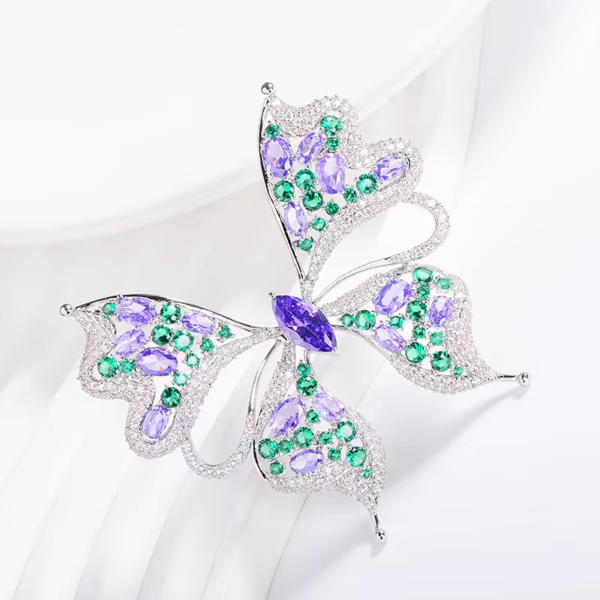 Брошь Violet Butterfly из серии Purple Garden