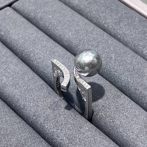 Кольцо Brücke Grey Shell Pearl— серия Bauhaus