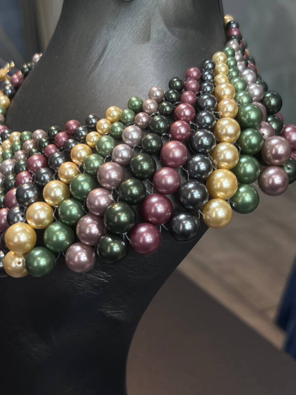 Ожерелье Pearl Collar в ярких тонах Shell Pearl