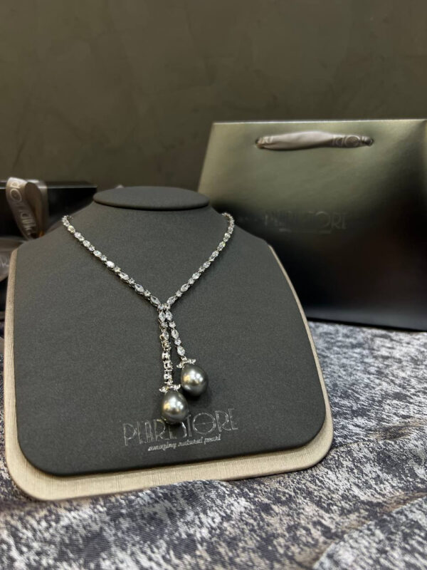 Колье Lasso с серебристым южноморским Shell Pearl