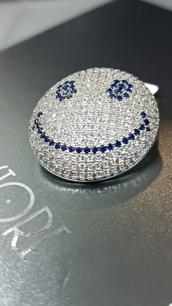 Брошь Smile