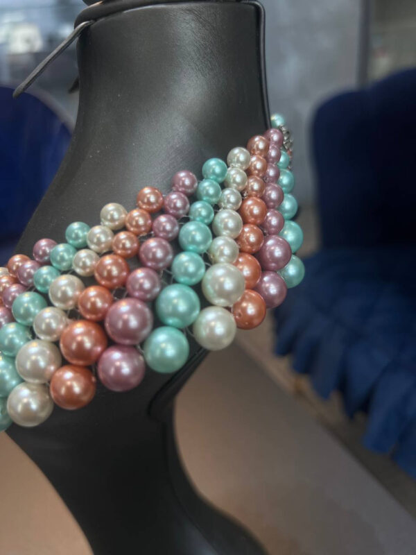 Ожерелье Pearl Collar в пастельных тонах Shell Pearl