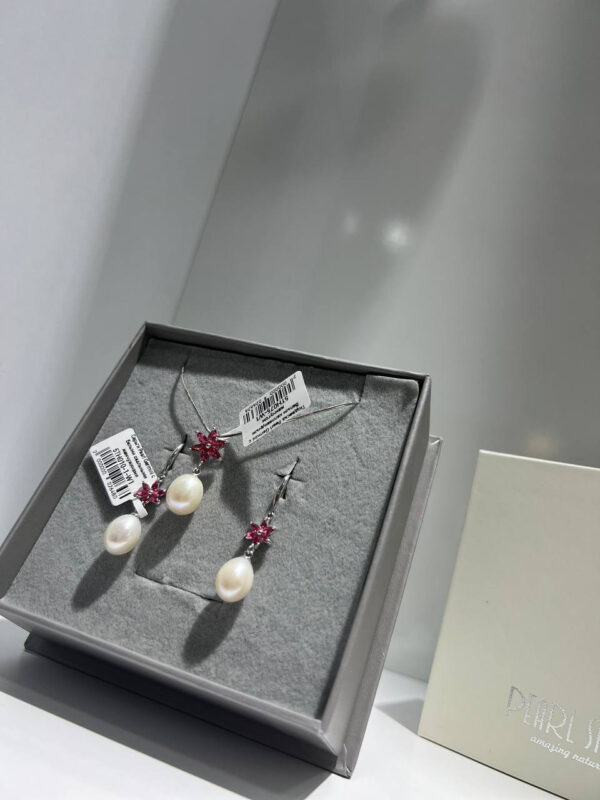 Серьги Pearl Germini с белыми овальными жемчужинами