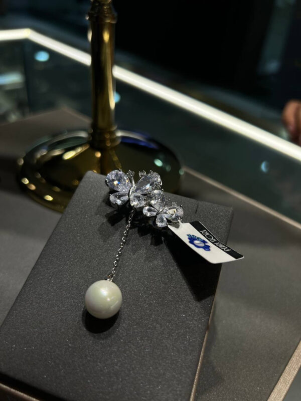 Брошь Бабочки с Shell Pearl