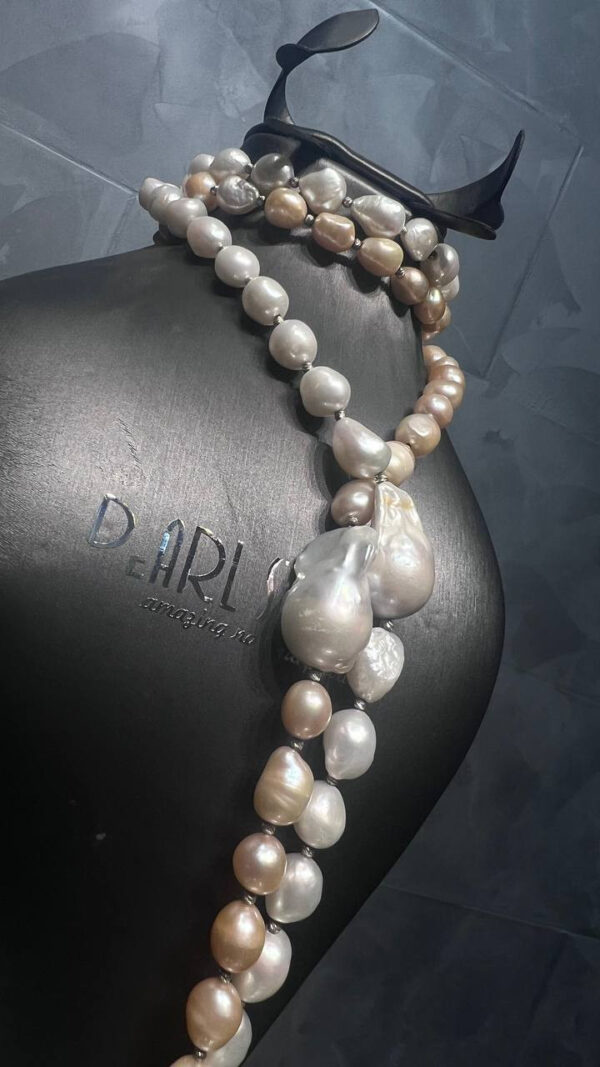 Pearl Paragon - сотуар с белыми и розовыми барочными жемчужинами и парагонами