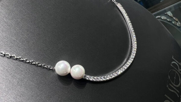 Колье Tenderness с белыми жемчужинами Shell Pearl