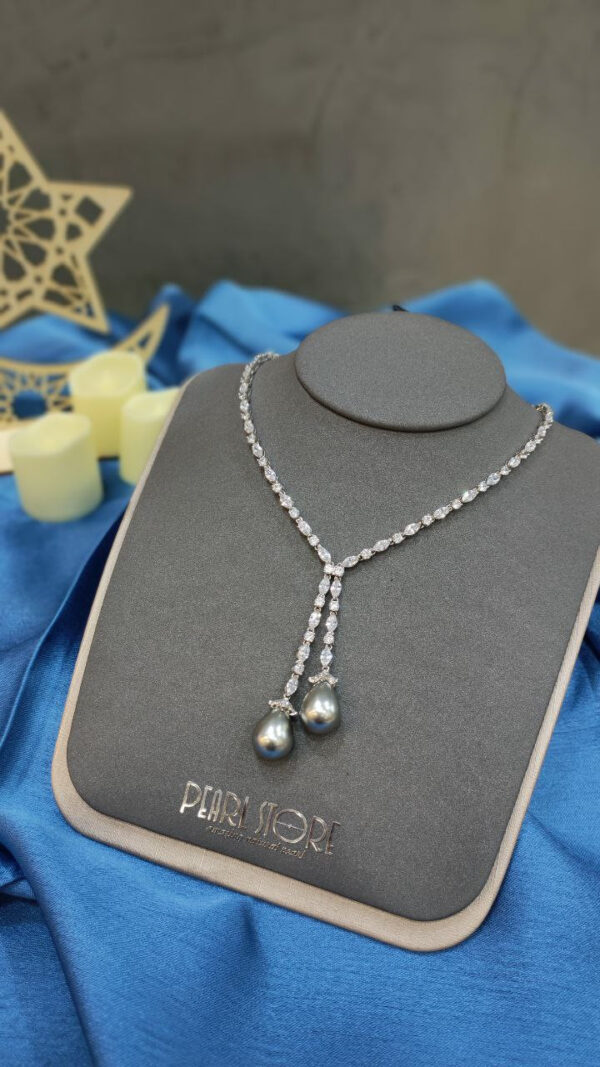 Колье Lasso с серебристым южноморским Shell Pearl