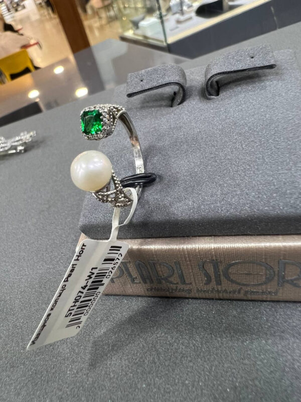Изящное кольцо Pearl Horn